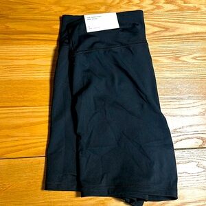 NWT American Eagle, the everything bike short